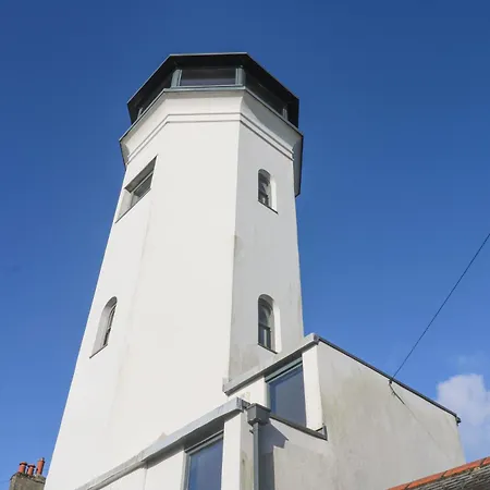 Сasa de vacaciones The Observatory Tower Falmouth